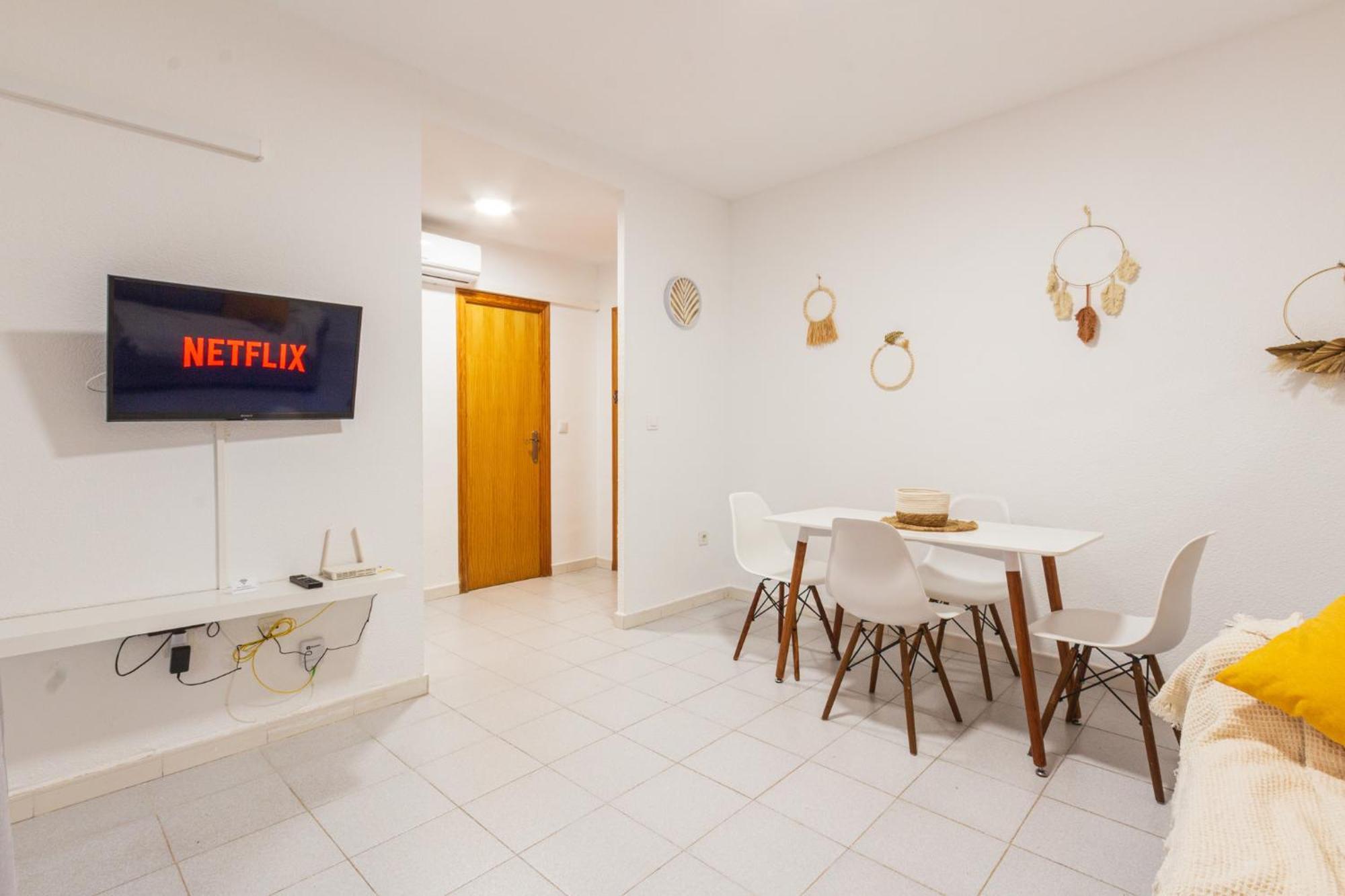 Menabrea Holiday House Near The Beach And Airport Santa Pola Εξωτερικό φωτογραφία